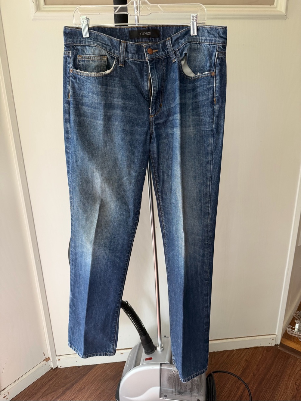 JOE’S Jeans The Rebel W34 Medium Wash Distressed Denim Jeans